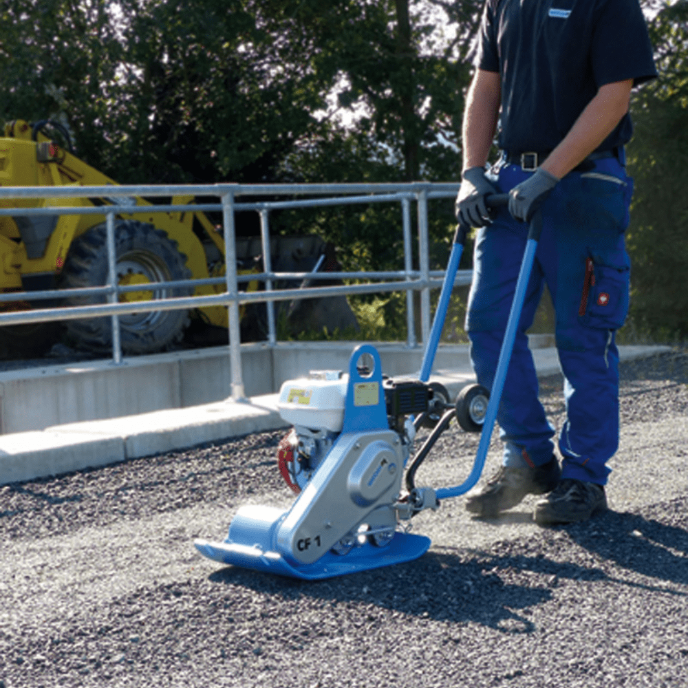 Zagęszczarka Weber CF 1 HD, jednokierunkowa z silnikiem Hondy - obrazek 2