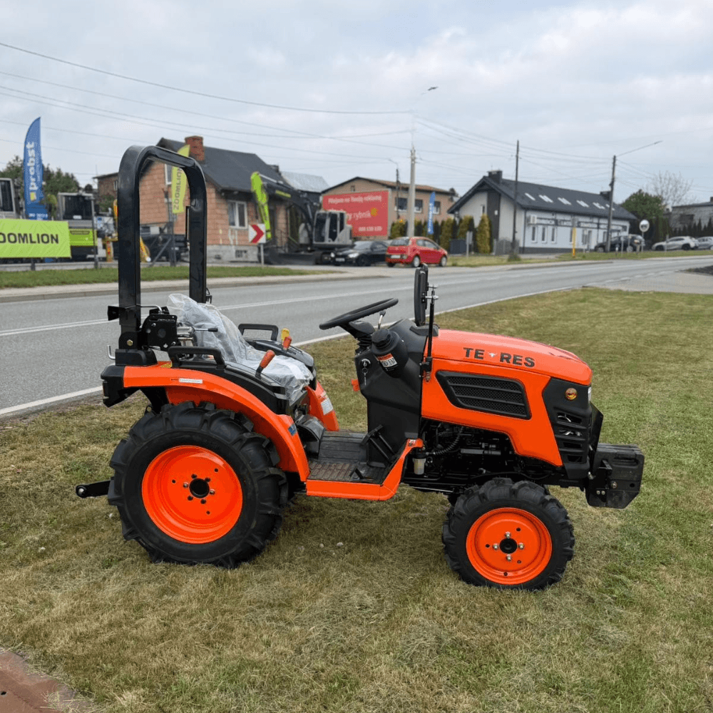 Ciągnik TERRES T25 - obrazek 6